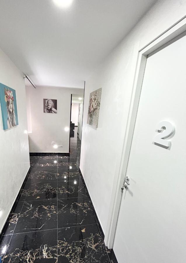 Giovanni Luxury Suites เนเปิลส์ ภายนอก รูปภาพ