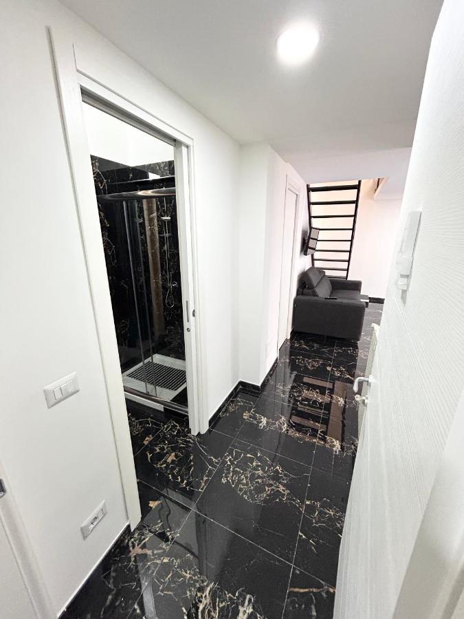 Giovanni Luxury Suites เนเปิลส์ ภายนอก รูปภาพ