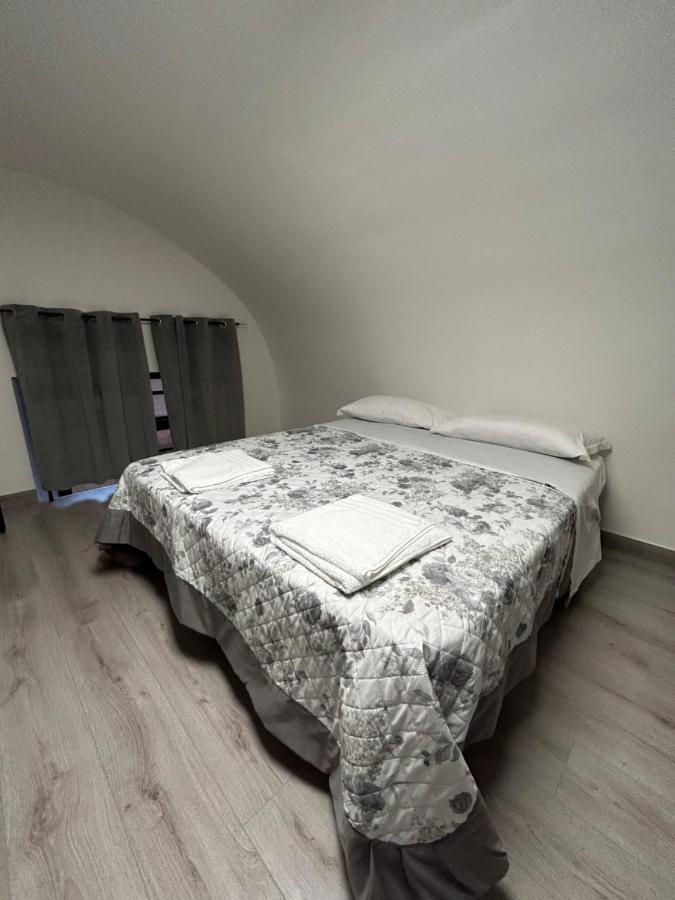 Giovanni Luxury Suites เนเปิลส์ ภายนอก รูปภาพ
